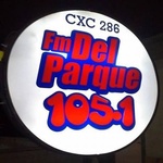 FM DEL Parque 105.1 Logo