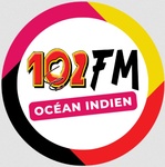 102FM Océan Indien Logo