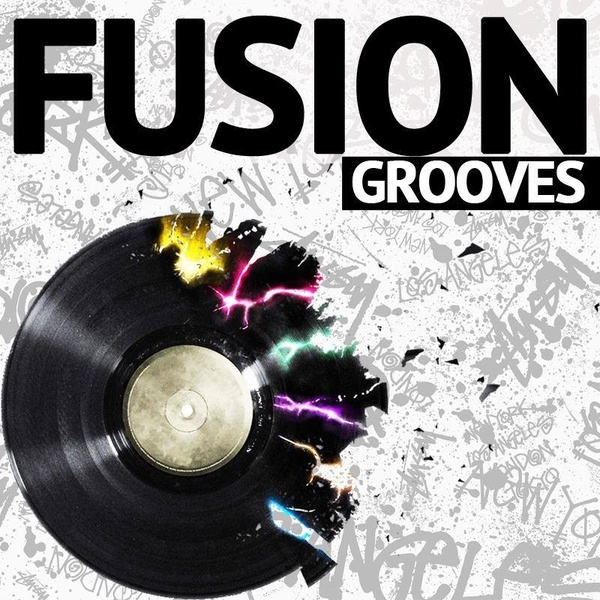 FUSION GROOVE WOVEN TOP