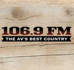 AV Hot Country 106.9 - KMVE Logo